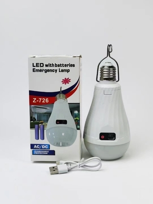 L'ampoule à LED pour le service des solutions d'éclairage 15W E27 B22 Batterie rechargeable au lithium-ion AC/DC