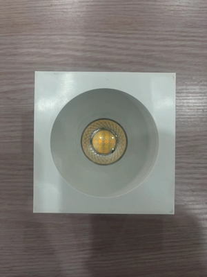 Durée de vie heures 30000 6W Carré Anti-éblouissement Plafond lumineux COB projecteurs pour LED Downlight