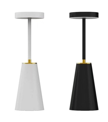 Lampe de table de chambre moderne avec charge et atténuation sans fil Durée de vie de 15000 heures