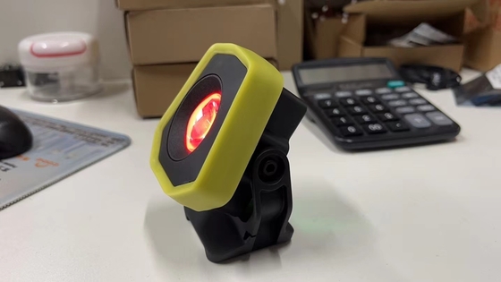 2-LED lumière de travail avec charge USB et quatre modèles Dimmer 4000K