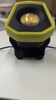 2-LED lumière de travail avec charge USB et quatre modèles Dimmer 4000K