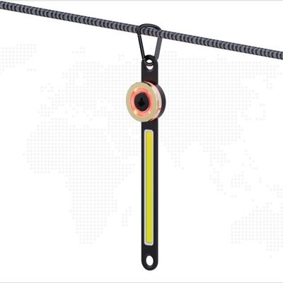 Lumière de camping multifonctionnelle rechargeable à batterie lithium-ion de 800 mAh pour les activités de plein air