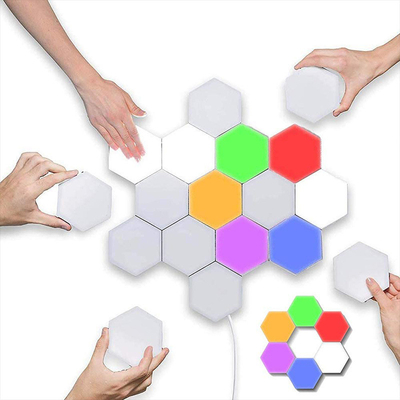 Lampe à capteur créative à LED modulaire avec conception et contrôle quantique hexagonal