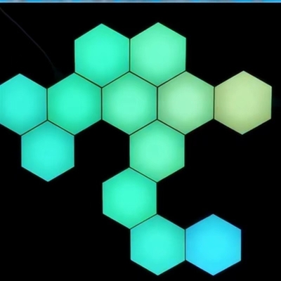 Lampe à capteur créative à LED modulaire avec conception et contrôle quantique hexagonal