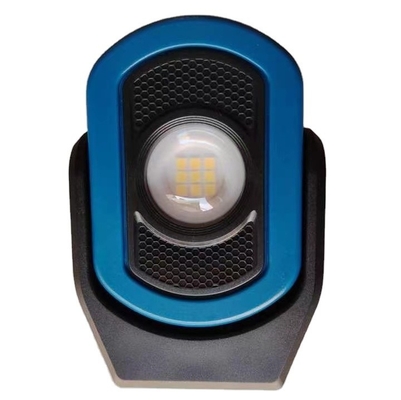 2- Lumière de travail LED portable avec batterie rechargeable au lithium de type USB-C et aimant fort