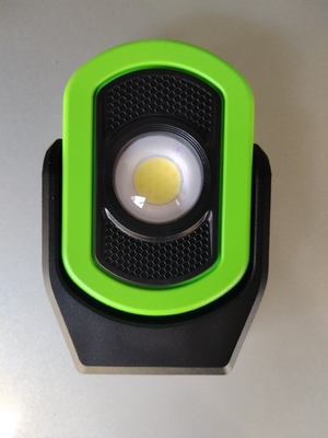 700LM Lumière de travail rechargeable à poche magnétique blanche pour camping en plein air et inspection de voiture