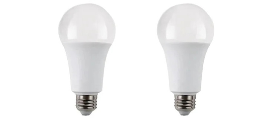 Bulbe à incandescence à haute puissance Bulbe à incandescence à incandescence à incandescence à incandescence E27 A60 Logement en plastique Économie d'énergie