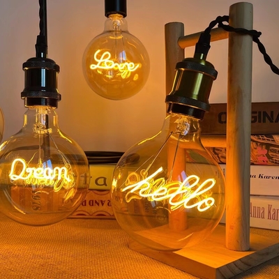 Lampe à incandescence à LED à faible intensité de 4 W de la série G80/95 avec 30000 heures de travail et 220-240 V de tension