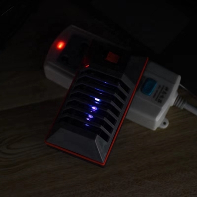 LED Bug Light UV395 Une lumière double économie d'énergie extrême Lumière de nuit non toxique Zapper