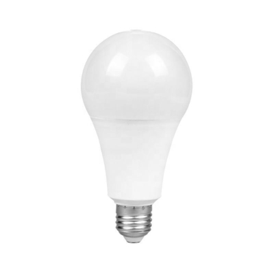 Une ampoule LED à haute luminosité A60 A70 avec 80 Ra et une température de couleur de 3000K/4000K/6500K