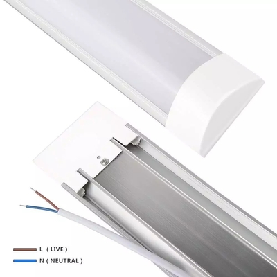 AC 85-265V 9W/18W/27W/36W/45W LED Batten Light avec un poids de produit de 0,2 kg