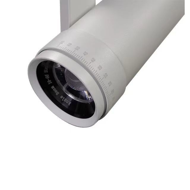 COB LED Focus Light Track Light avec boîtier en aluminium intégré et lentille anti-éblouissement