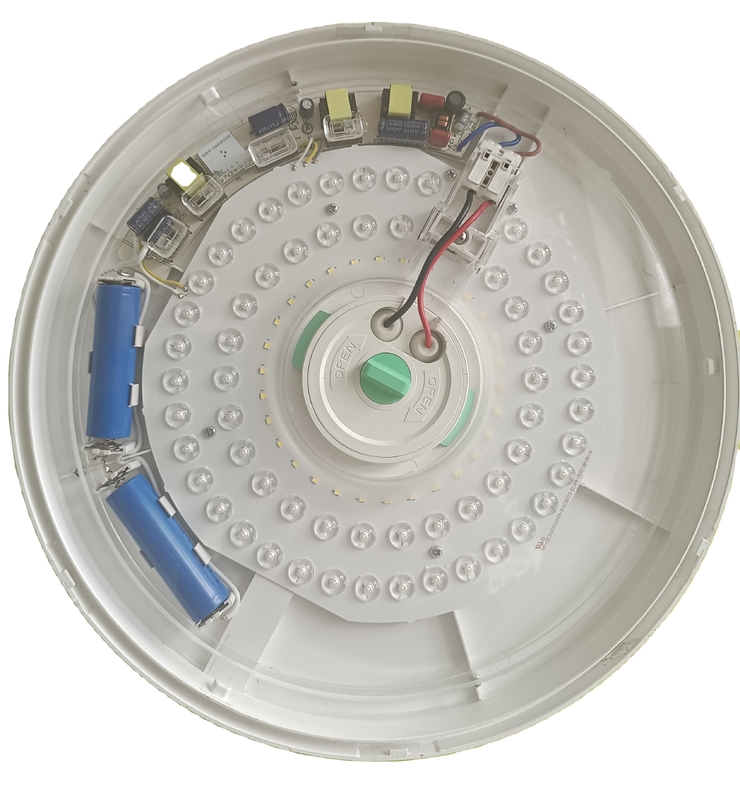 80lm/w Couleurs commutables Lampes de plafond LED avec batterie au lithium et capteur radar