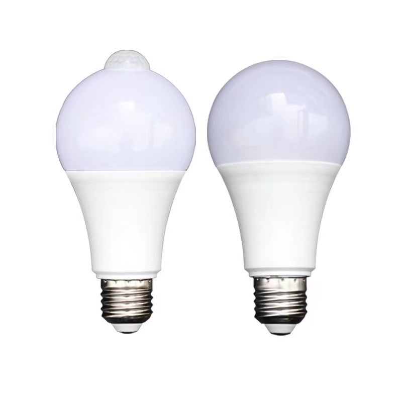 15W 1500LM ampoule LED radar capteur de mouvement pour la protection intérieure / extérieure 15000 heures
