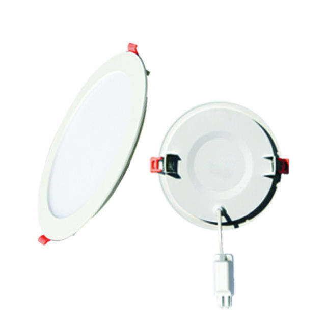 Lampes LED circulaires ultra-minces à l'intérieur avec une installation facile et un design moderne