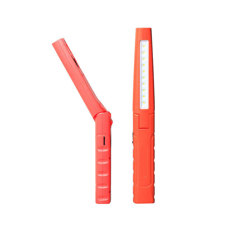 Lumière de travail magnétique atténuée avec lampe LED lumineuse de 80lm/w et conception rechargeable USB