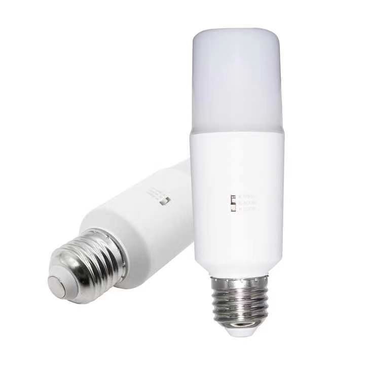 Éclairage de lampe en plastique 8W12W Bougie en forme de T 3CCT 3000K/4500K/6000K 36000 heures de durée de vie